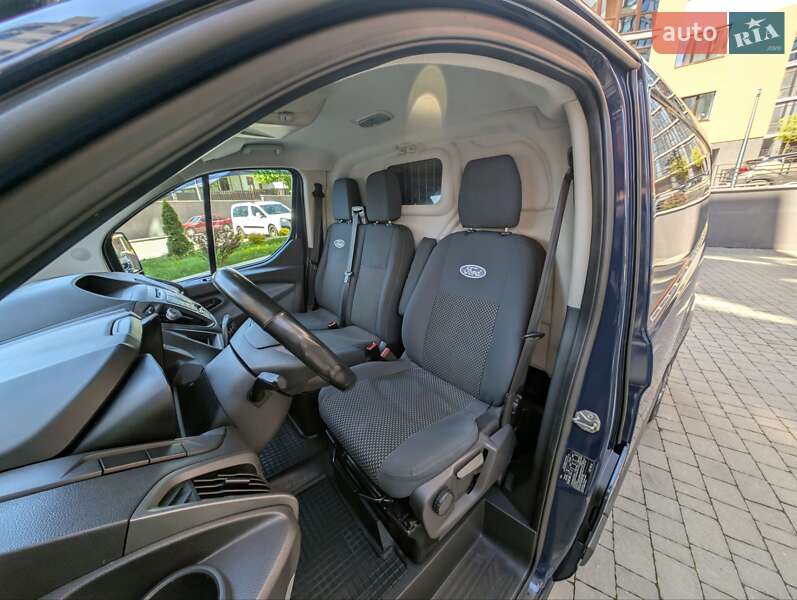 Вантажний фургон Ford Transit Custom 2014 в Івано-Франківську