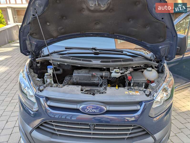 Вантажний фургон Ford Transit Custom 2014 в Івано-Франківську