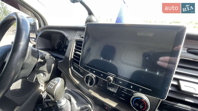 Вантажний фургон Ford Transit Custom 2018 в Києві