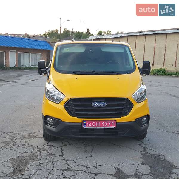 Вантажний фургон Ford Transit Custom 2020 в Вінниці