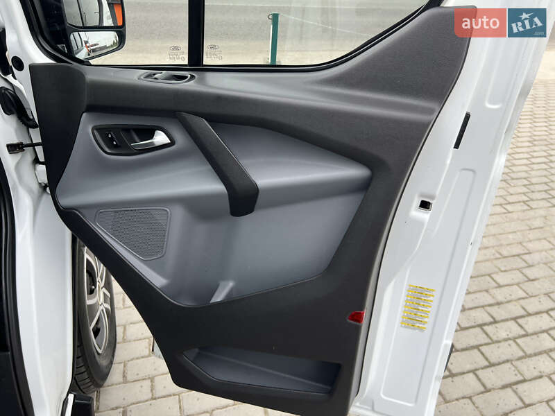 Вантажний фургон Ford Transit Custom 2015 в Лопатині фото 24 Вантажний фургон Ford Transit Custom 2015 в Лопатині