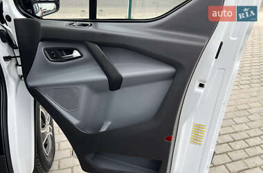 Грузовой фургон Ford Transit Custom 2015 в 