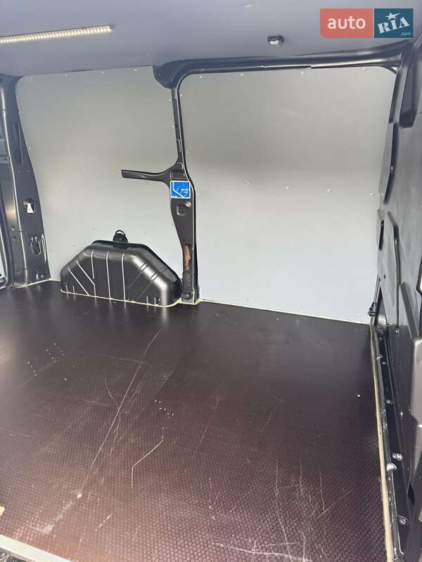 Вантажний фургон Ford Transit Custom 2020 в Луцьку