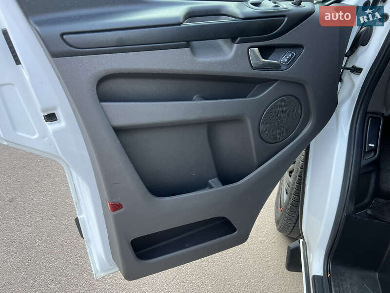 Вантажний фургон Ford Transit Custom 2020 в Радомишлі фото 19 Вантажний фургон Ford Transit Custom 2020 в Радомишлі