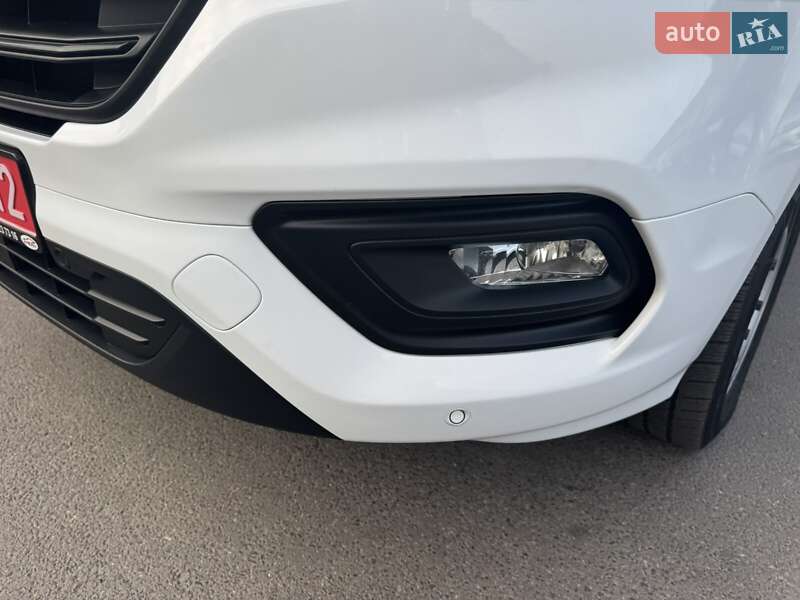 Грузовой фургон Ford Transit Custom 2021 в Луцке