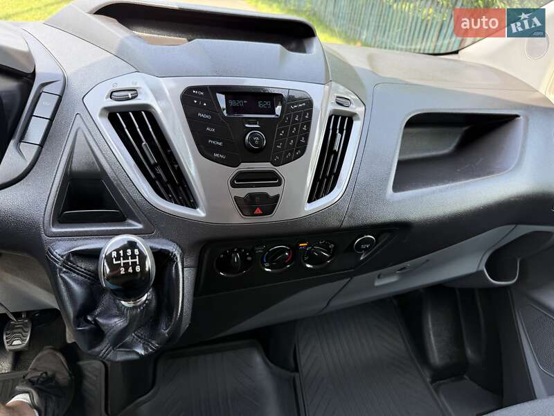 Вантажний фургон Ford Transit Custom 2016 в Житомирі