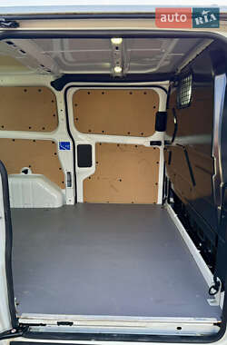 Грузовой фургон Ford Transit Custom 2014 в 