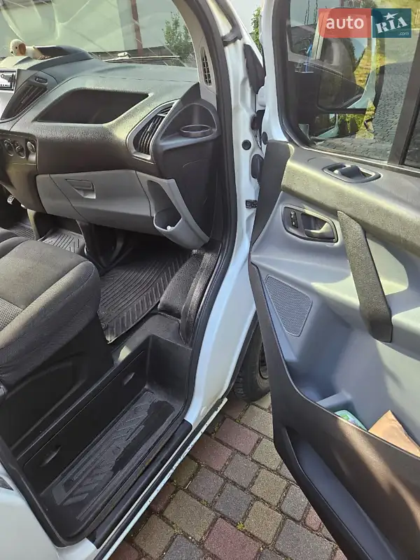 Седан Ford Transit Custom 2016 в 