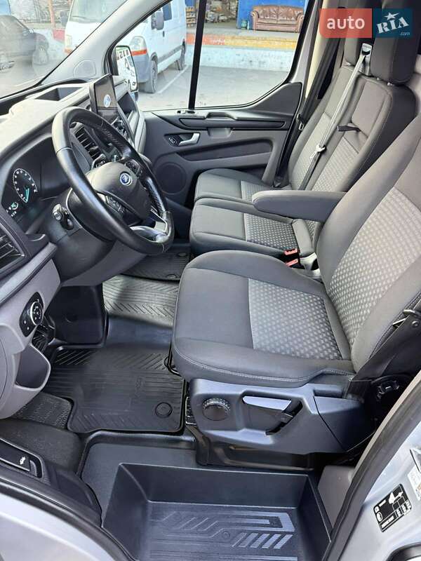 Грузовой фургон Ford Transit Custom 2021 в Луцке