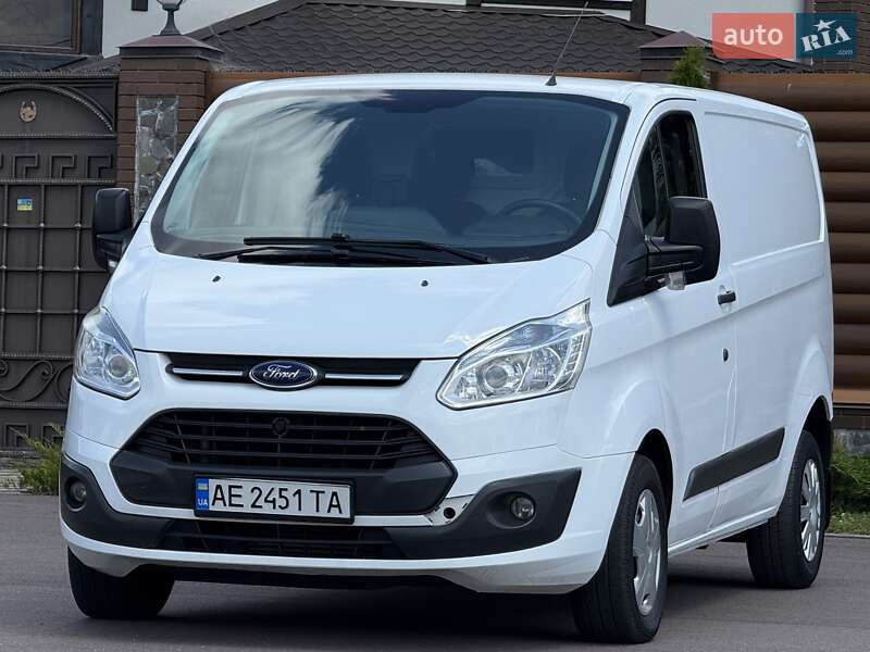 Вантажний фургон Ford Transit Custom 2015 в Києві
