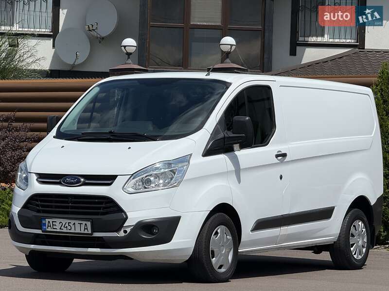 Вантажний фургон Ford Transit Custom 2015 в Києві