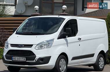Грузовой фургон Ford Transit Custom 2015 в 
