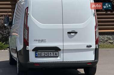Грузовой фургон Ford Transit Custom 2015 в 