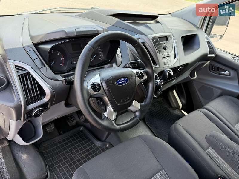 Вантажний фургон Ford Transit Custom 2015 в Києві