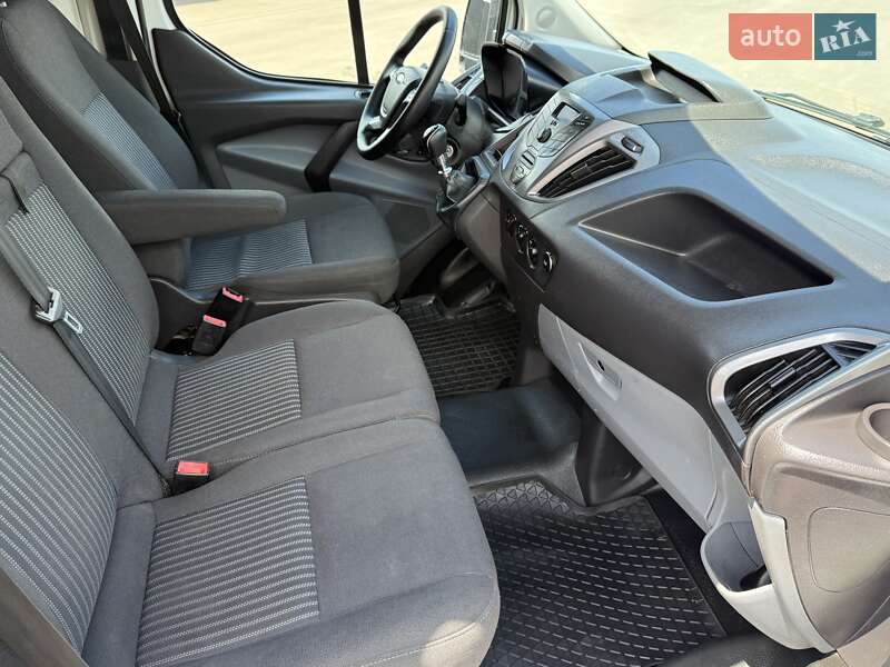 Вантажний фургон Ford Transit Custom 2015 в Києві