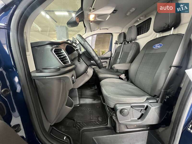 Вантажопасажирський фургон Ford Transit Custom 2019 в Одесі