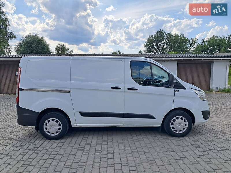 Вантажний фургон Ford Transit Custom 2016 в Малині