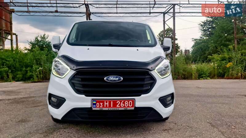 Вантажний фургон Ford Transit Custom 2021 в Бережанах