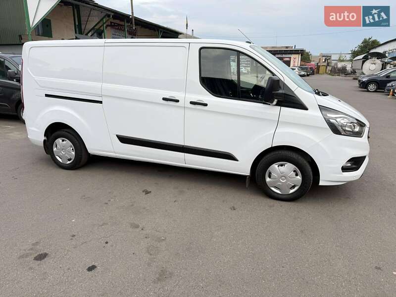 Вантажний фургон Ford Transit Custom 2018 в Луцьку