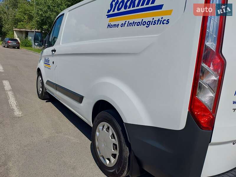 Вантажний фургон Ford Transit Custom 2016 в Рівному
