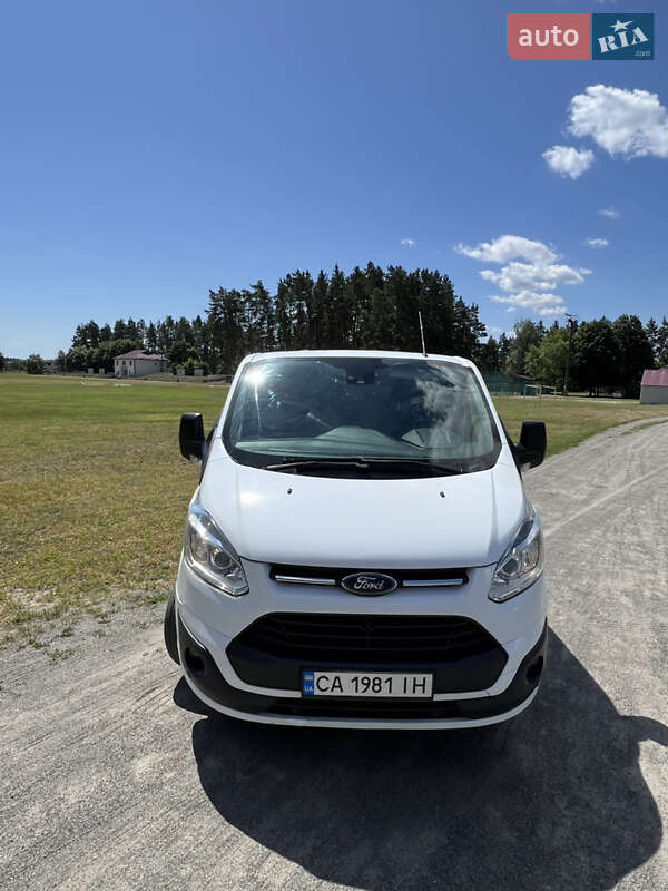 Вантажний фургон Ford Transit Custom 2016 в Бородянці