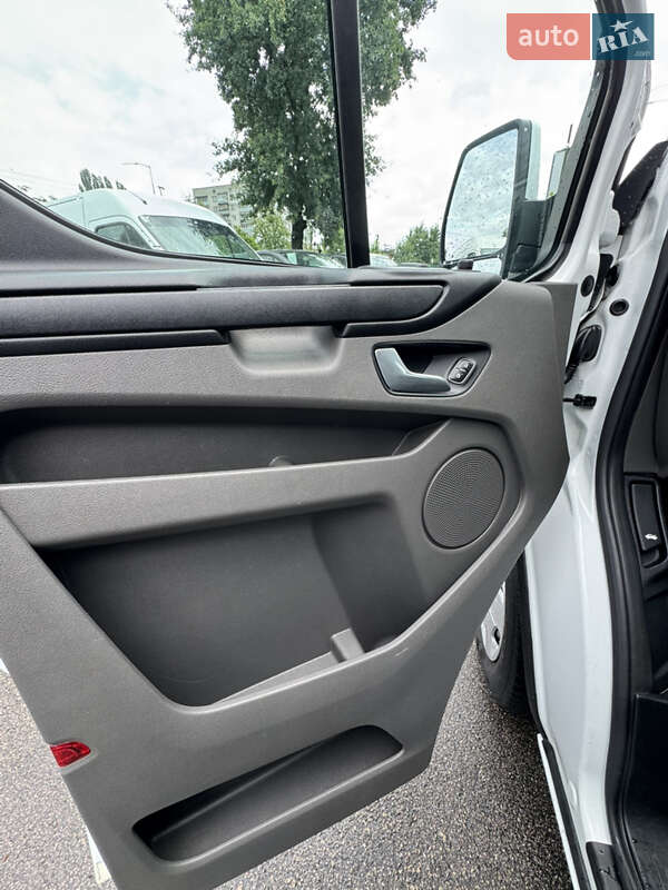 Грузовой фургон Ford Transit Custom 2020 в Киеве