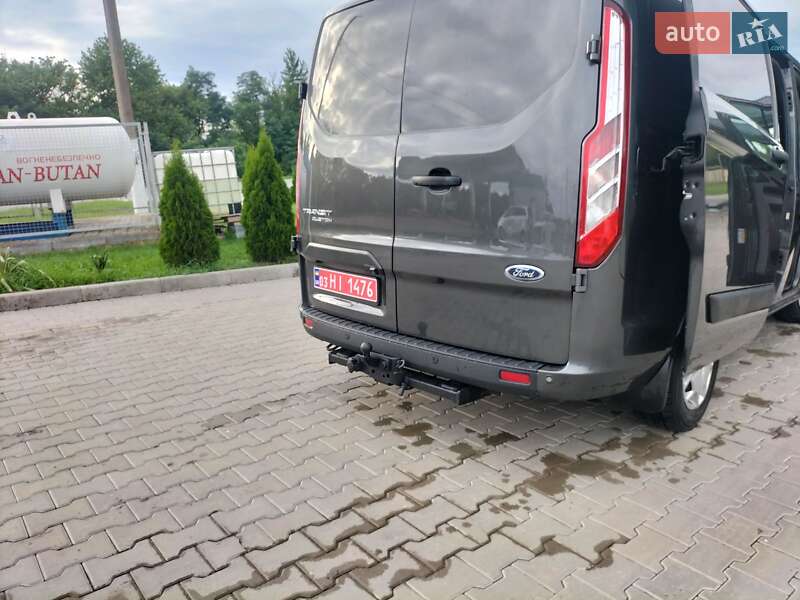 Вантажний фургон Ford Transit Custom 2018 в Дунаївцях