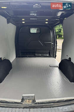 Грузовой фургон Ford Transit Custom 2015 в 