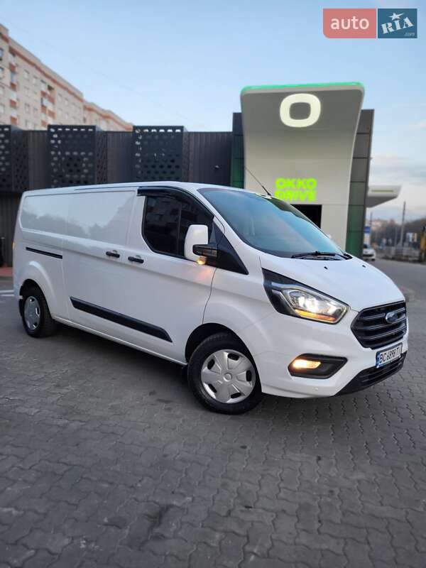 Вантажний фургон Ford Transit Custom 2018 в Львові
