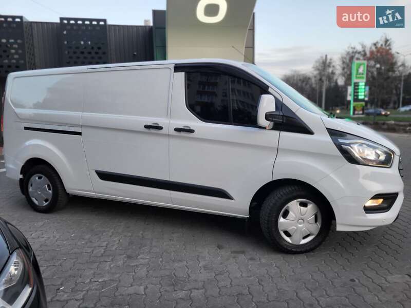 Вантажний фургон Ford Transit Custom 2018 в Львові