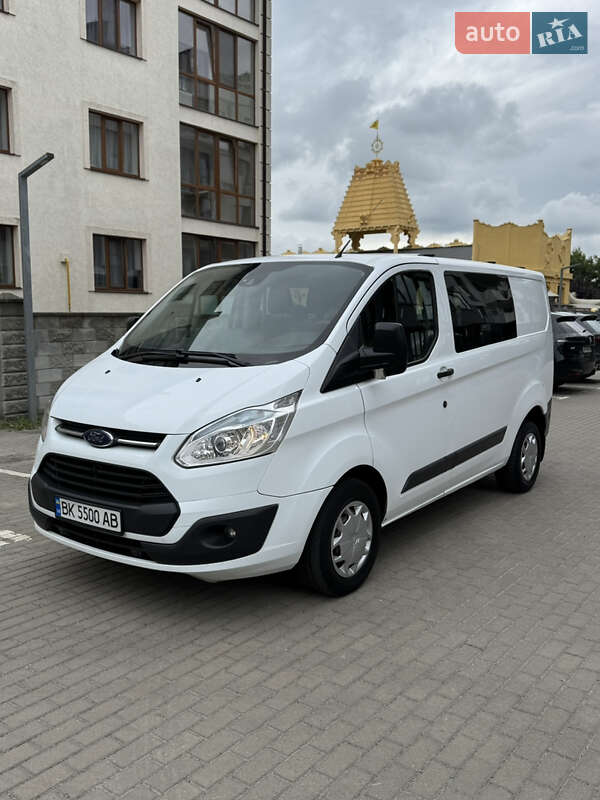 Вантажний фургон Ford Transit Custom 2015 в 