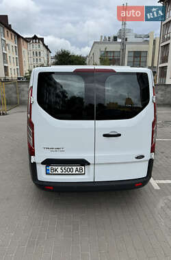 Грузовой фургон Ford Transit Custom 2015 в 