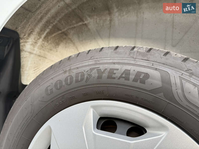 Вантажний фургон Ford Transit Custom 2024 в Луцьку фото 25 Вантажний фургон Ford Transit Custom 2024 в Луцьку