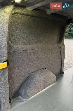 Грузовой фургон Ford Transit Custom 2017 в 