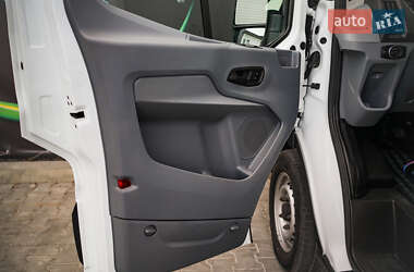 Минивэн Ford Transit Custom 2015 в 