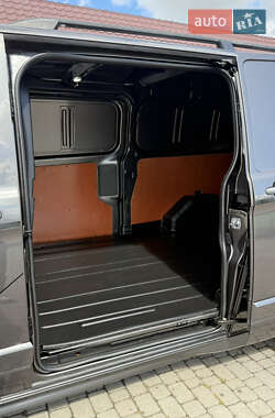 Вантажний фургон Ford Transit Custom 2022 в 