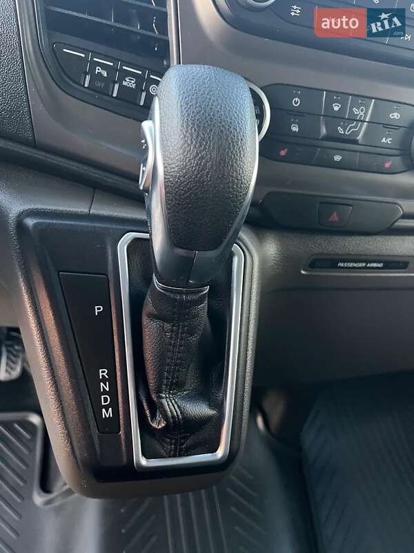 Вантажний фургон Ford Transit Custom 2019 в Луцьку