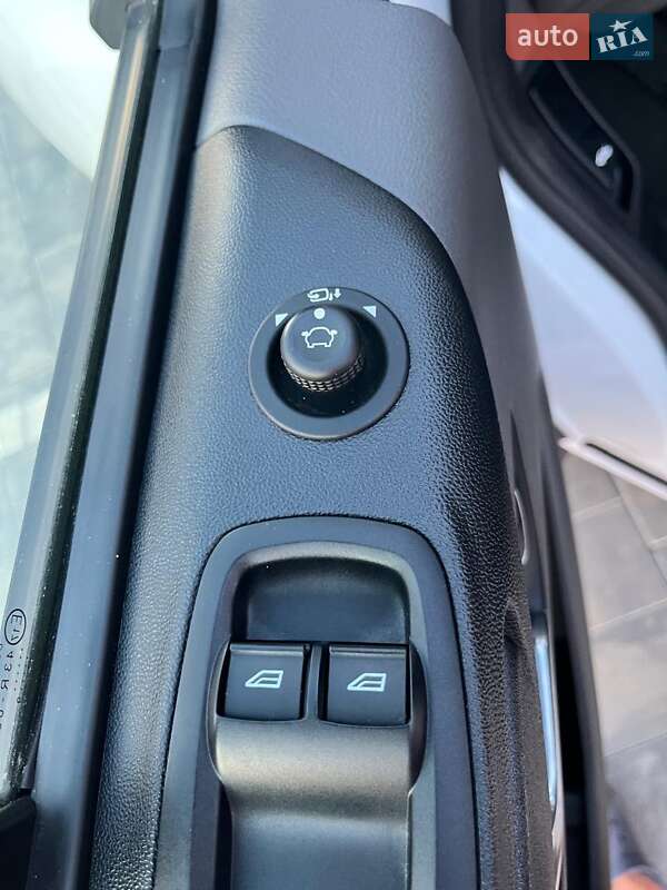 Вантажний фургон Ford Transit Custom 2019 в Луцьку