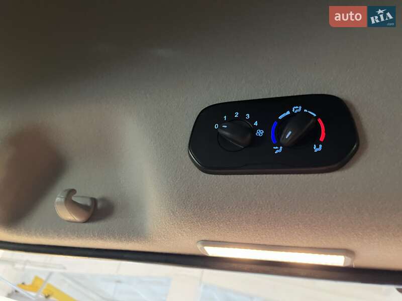 Мінівен Ford Transit Custom 2016 в Золочеві фото 87 Мінівен Ford Transit Custom 2016 в Золочеві