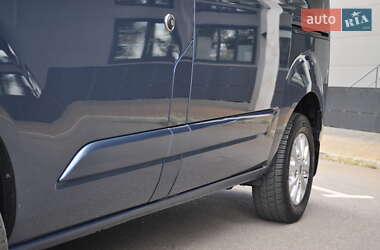 Грузопассажирский фургон Ford Transit Custom 2020 в 