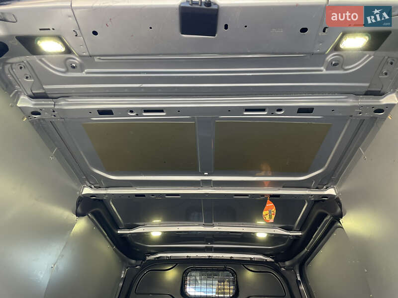Грузовой фургон Ford Transit Custom 2017 в Днепре фото 37 Грузовой фургон Ford Transit Custom 2017 в Днепре