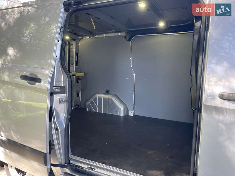 Грузовой фургон Ford Transit Custom 2017 в Днепре фото 44 Грузовой фургон Ford Transit Custom 2017 в Днепре