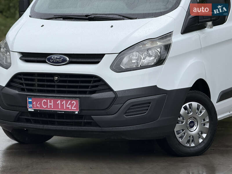 Вантажний фургон Ford Transit Custom 2015 в Дрогобичі