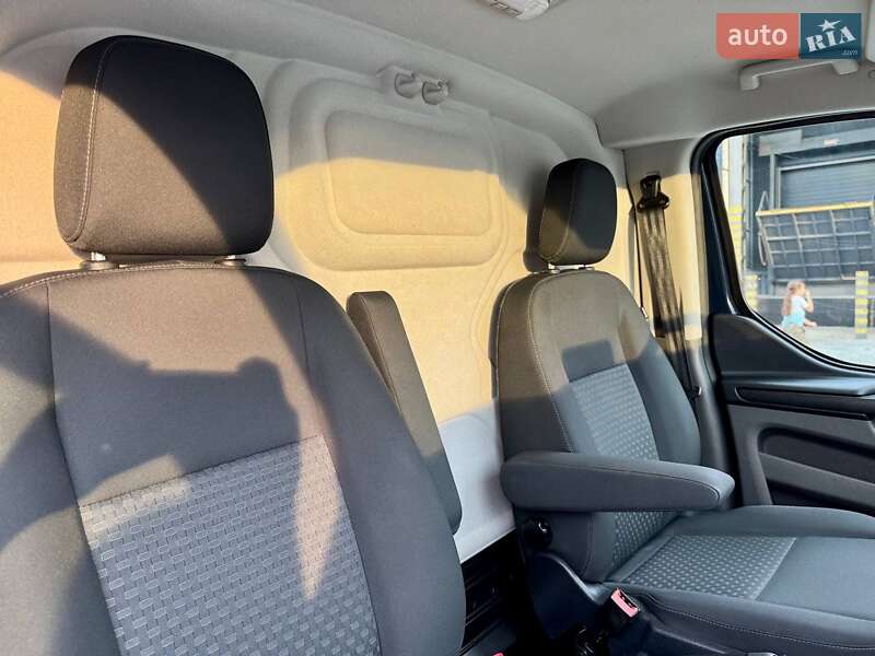 Грузовой фургон Ford Transit Custom 2020 в Виннице фото 38 Грузовой фургон Ford Transit Custom 2020 в Виннице