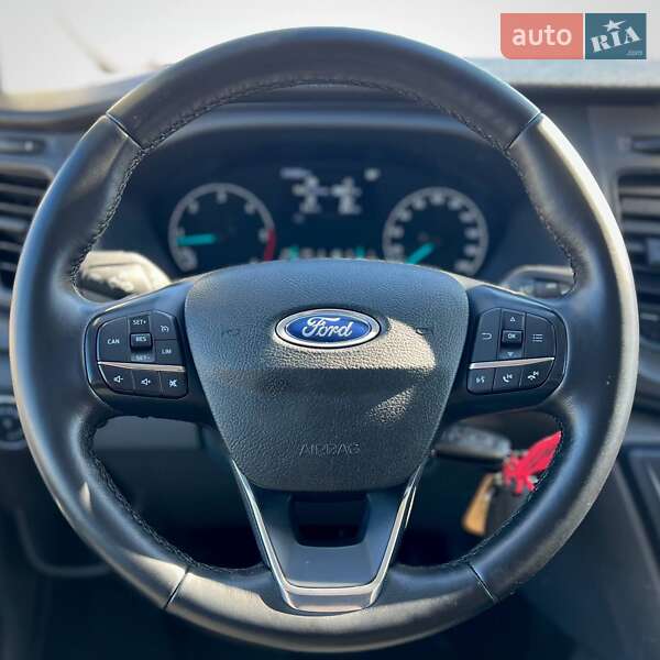 Вантажний фургон Ford Transit Custom 2019 в Києві