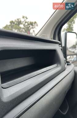 Вантажний фургон Ford Transit Custom 2020 в 