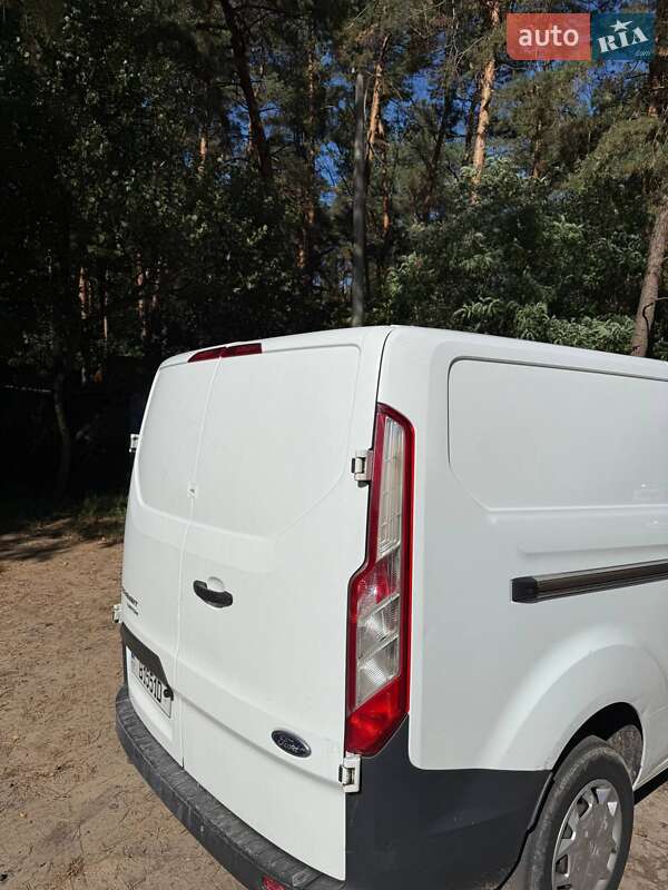 Вантажний фургон Ford Transit Custom 2017 в Дніпрі