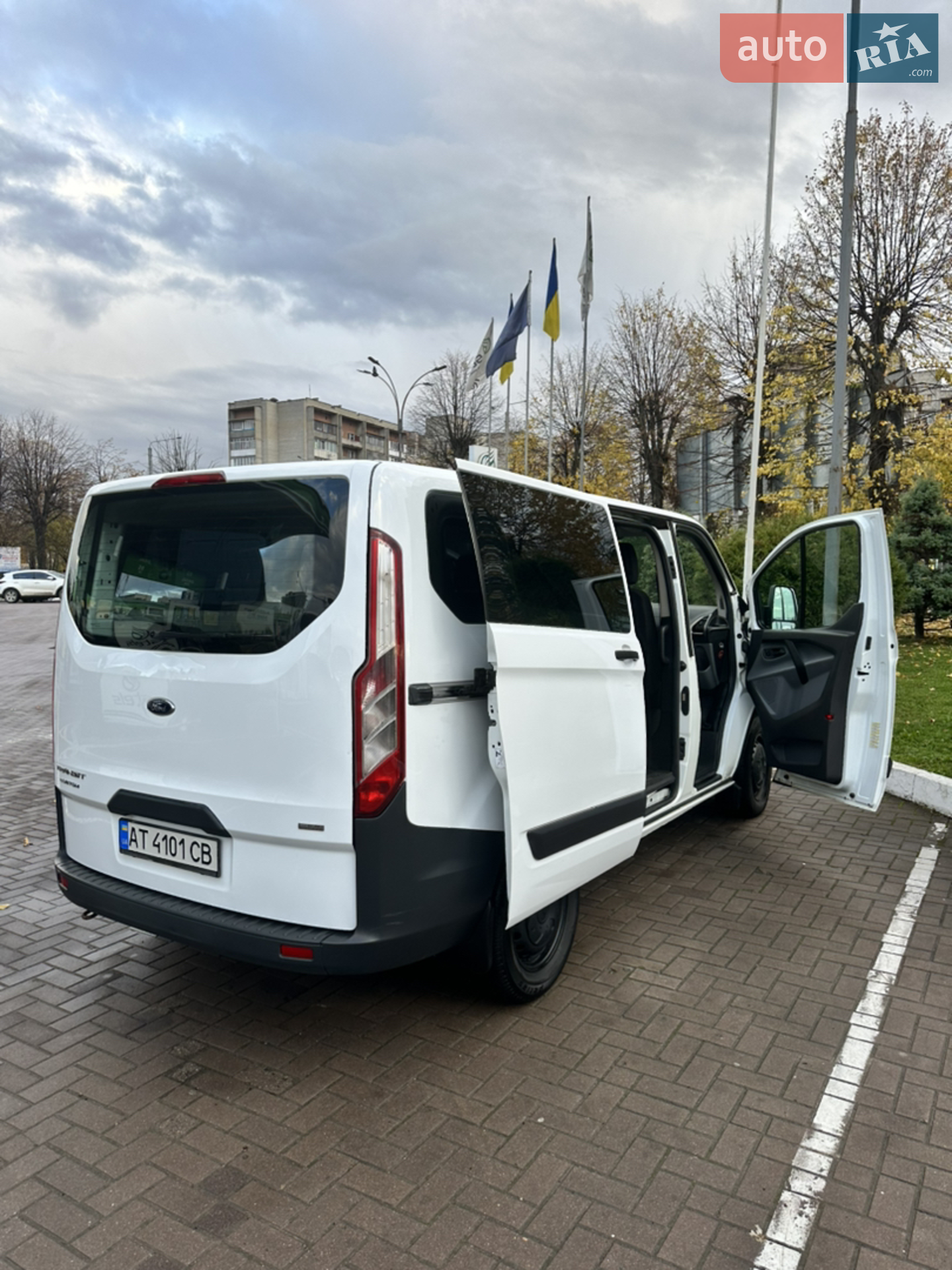 2013 Ford Transit Connect - мініатюра 11