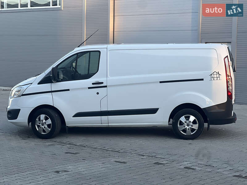 Вантажний фургон Ford Transit Custom 2016 в Івано-Франківську