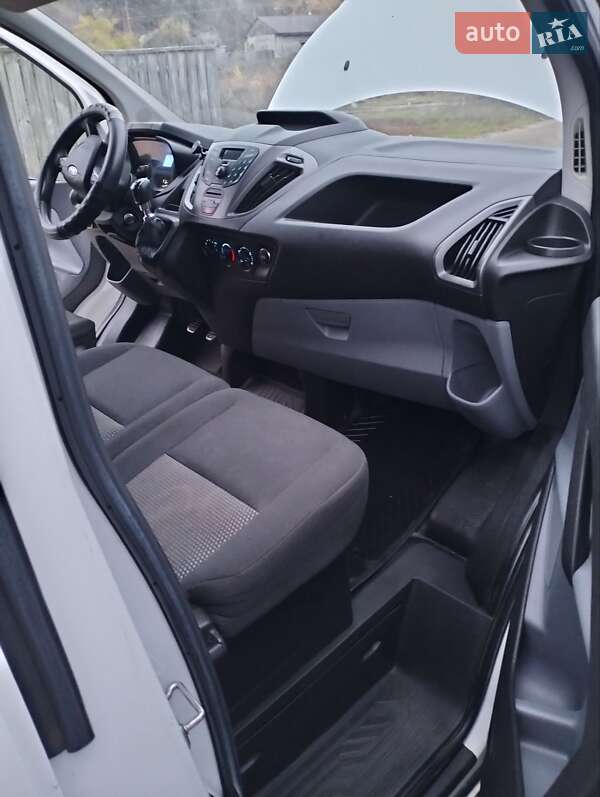 Грузовой фургон Ford Transit Custom 2017 в Черкассах фото 6 Грузовой фургон Ford Transit Custom 2017 в Черкассах